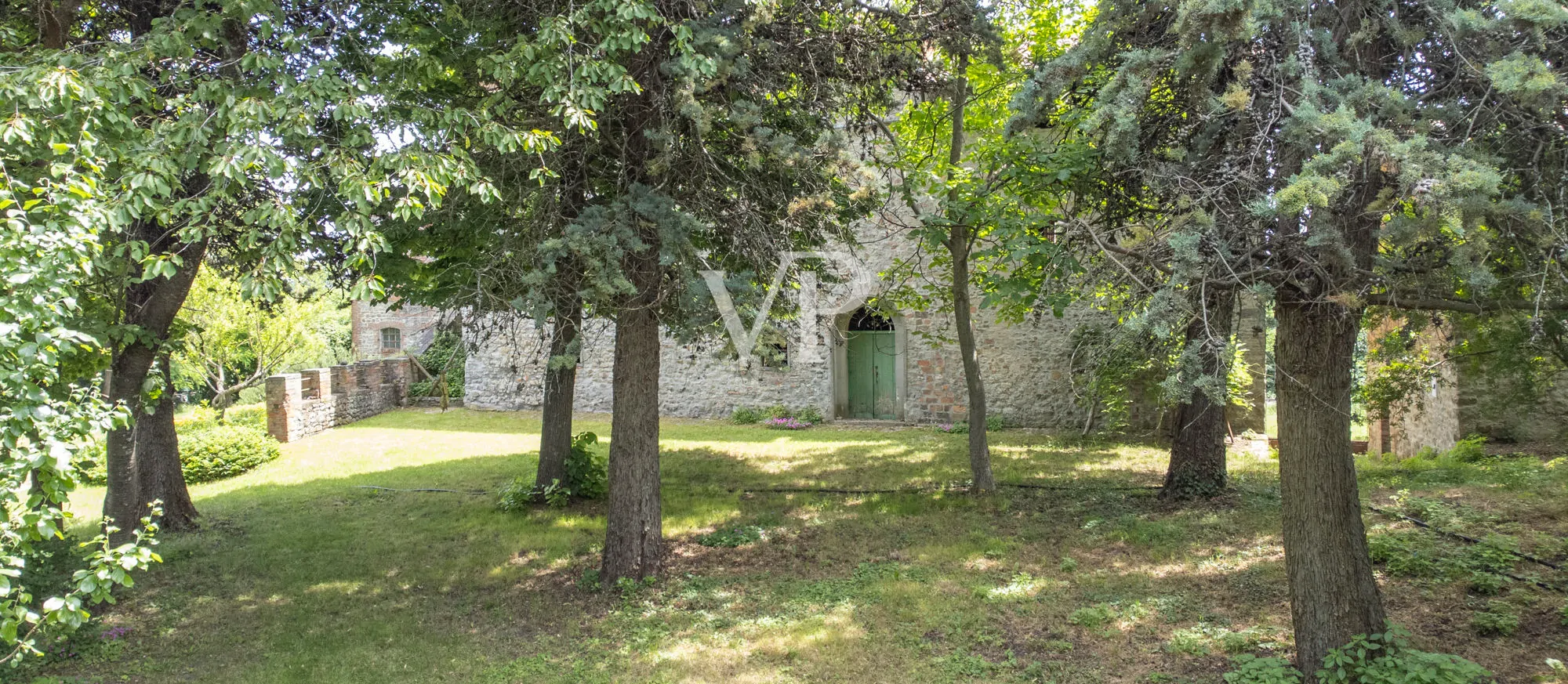 Schloss Fiagnano in Casalfiumanese: zwischen Schönheit, Geschichte und Magie