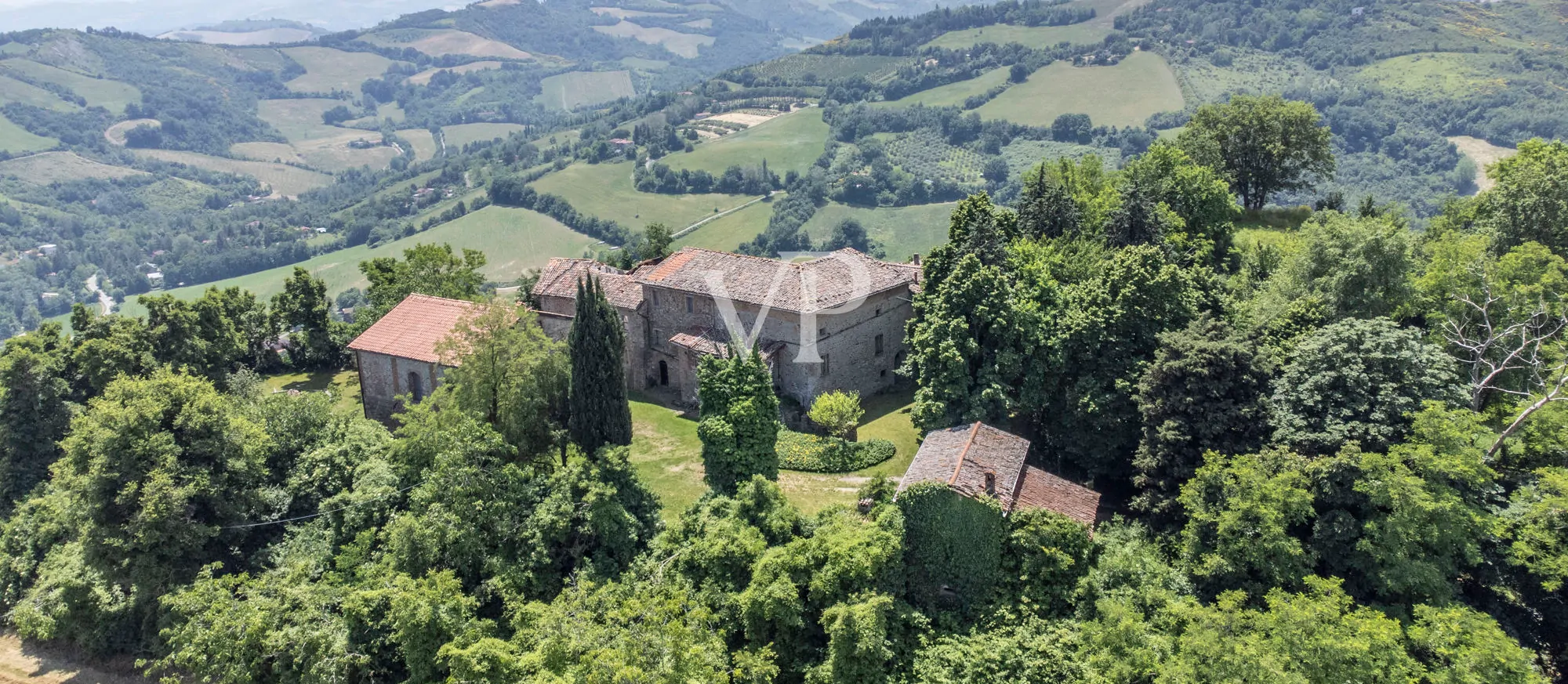 Schloss Fiagnano in Casalfiumanese: zwischen Schönheit, Geschichte und Magie