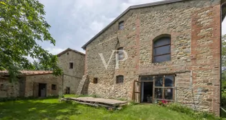 von_poll_real_estate_property_IT254152201_image_2