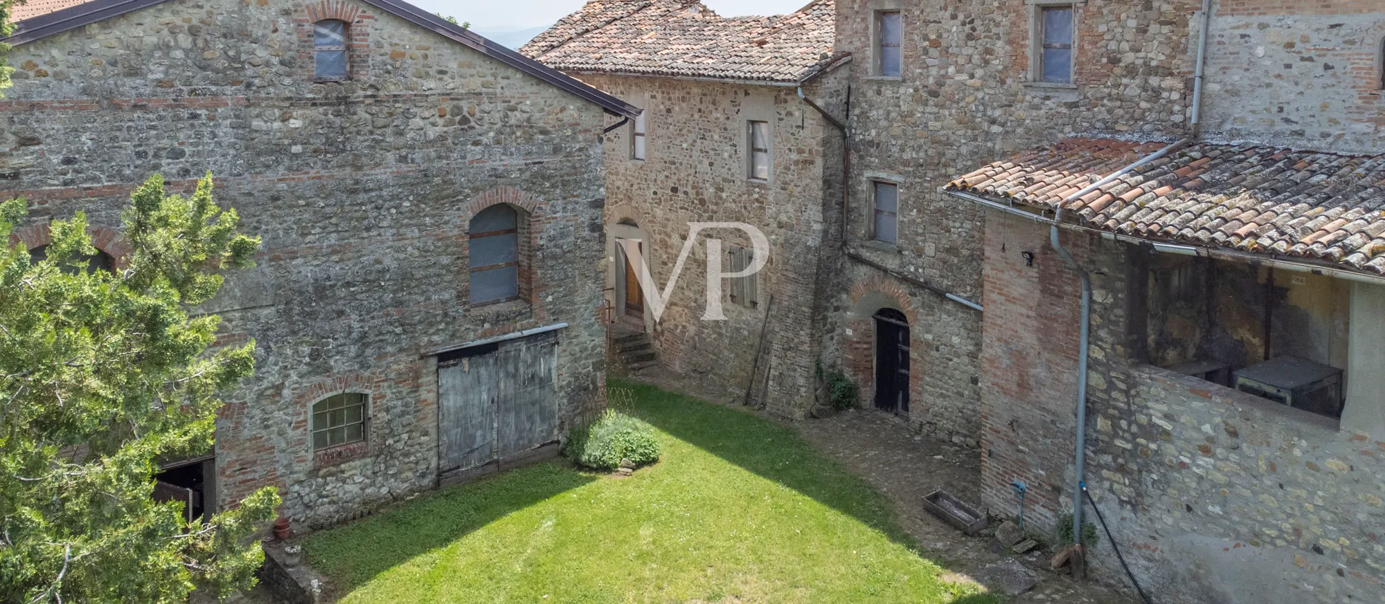 Schloss Fiagnano in Casalfiumanese: zwischen Schönheit, Geschichte und Magie