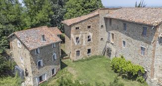 von_poll_real_estate_property_IT254152201_image_0