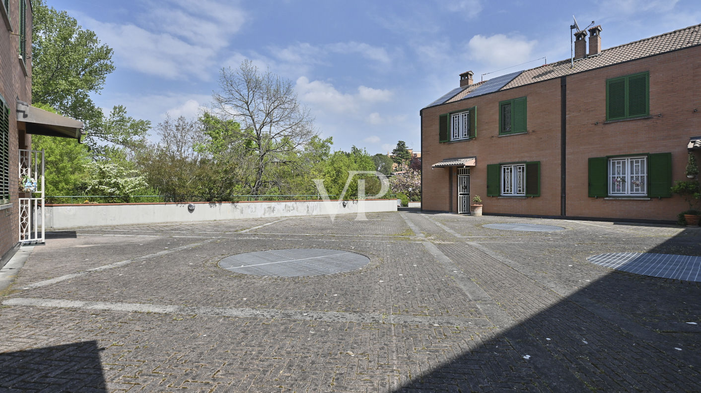 Reihenvilla im Grünen, vor Kurzem renoviert