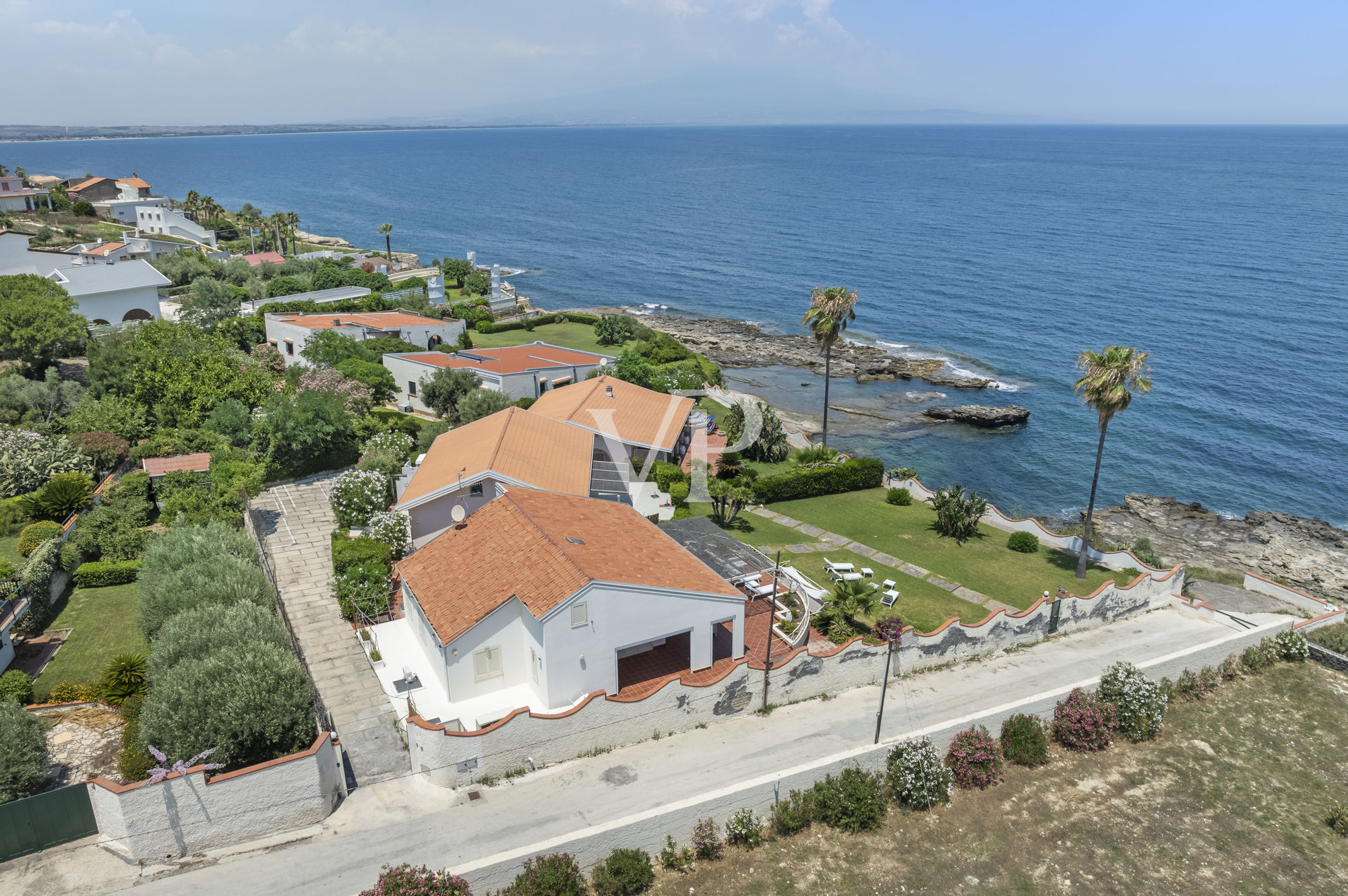 Prestigeträchtige Villa am Meer mit unvergleichlichem Blick