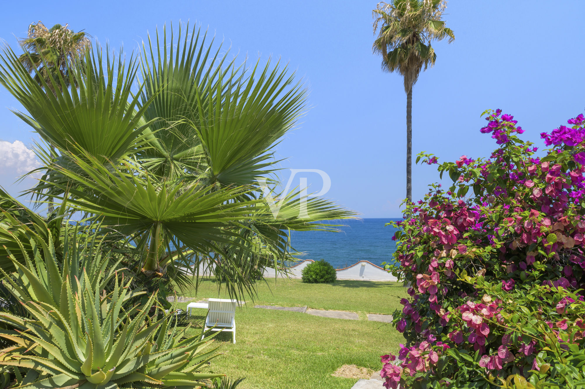 Prestigeträchtige Villa am Meer mit unvergleichlichem Blick