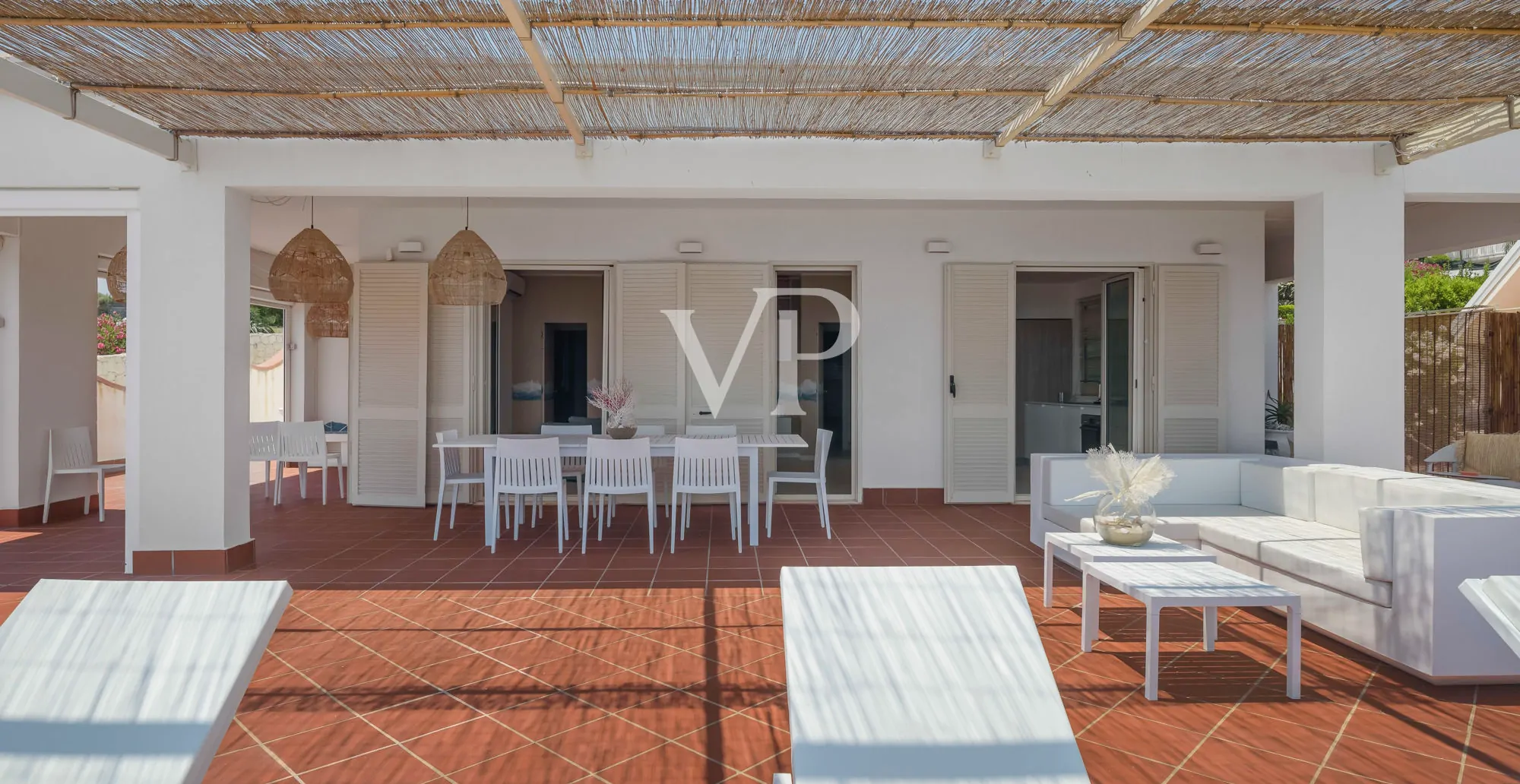 Prestigeträchtige Villa am Meer mit unvergleichlichem Blick