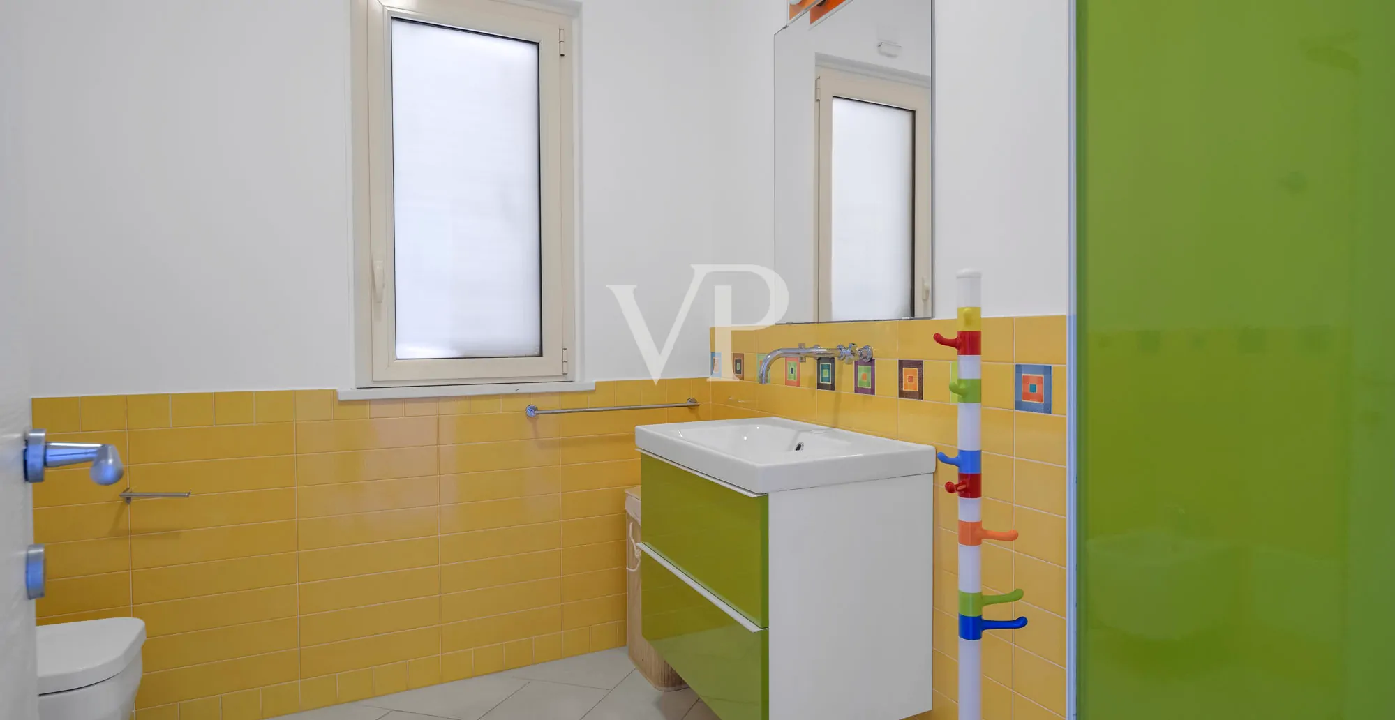 Prestigeträchtige Villa am Meer mit unvergleichlichem Blick