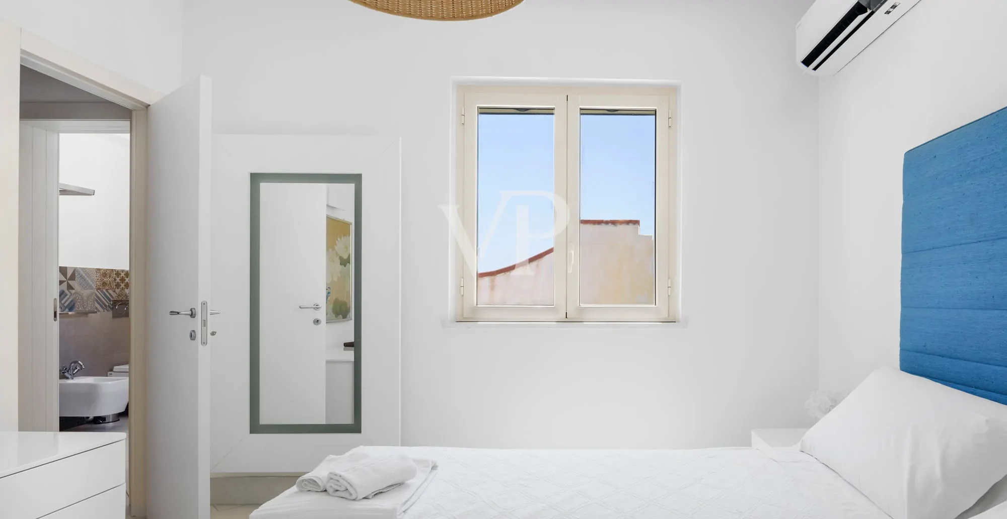 Prestigeträchtige Villa am Meer mit unvergleichlichem Blick