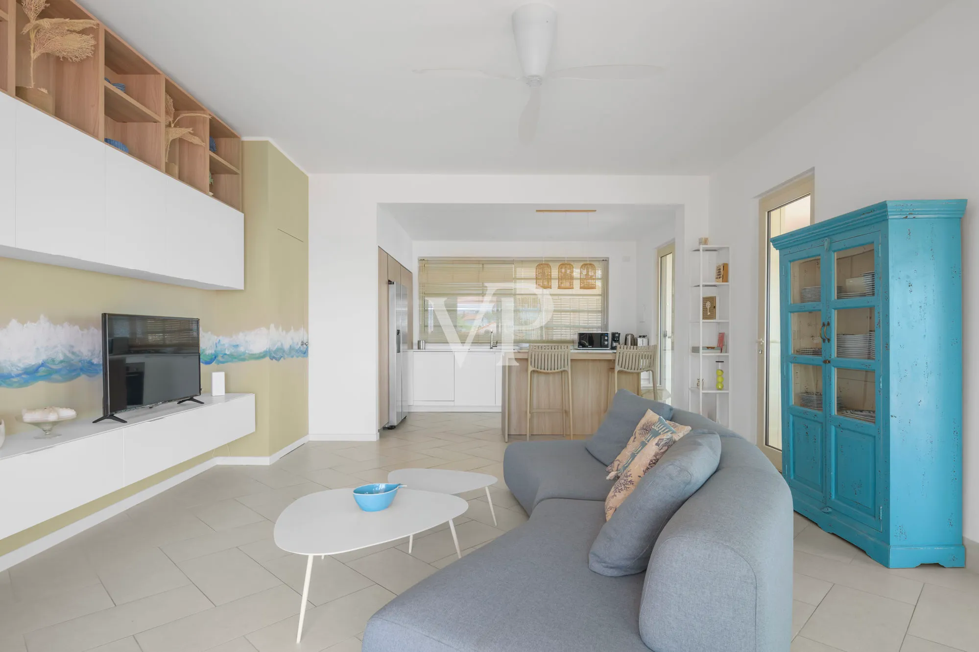 Prestigious beachfront villa with unparalleled views