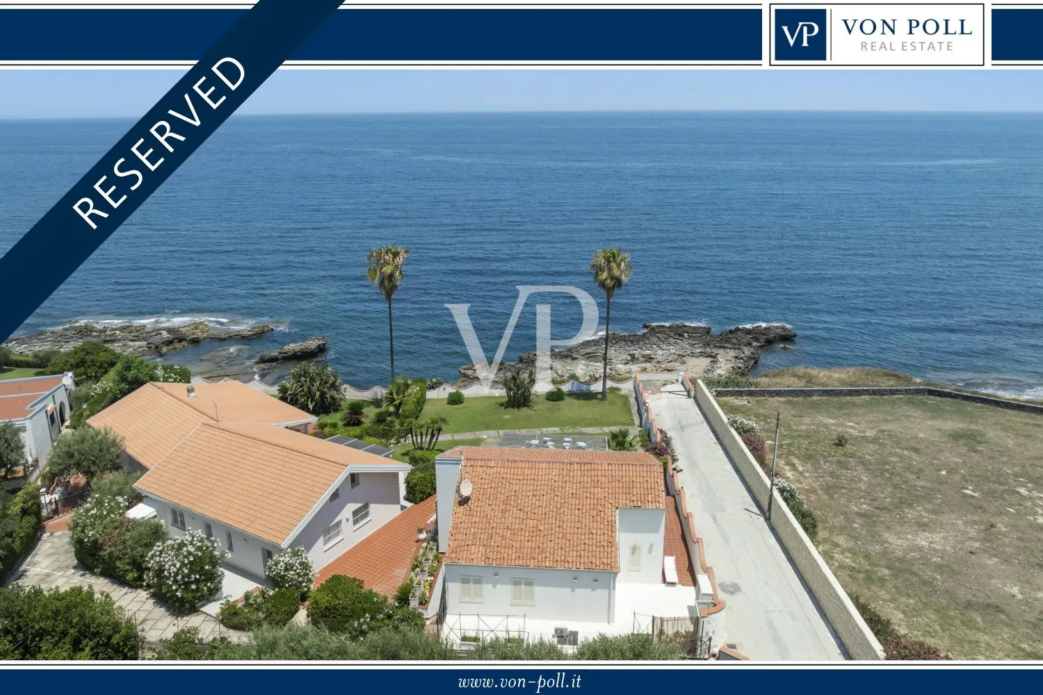 Prestigious beachfront villa with unparalleled views