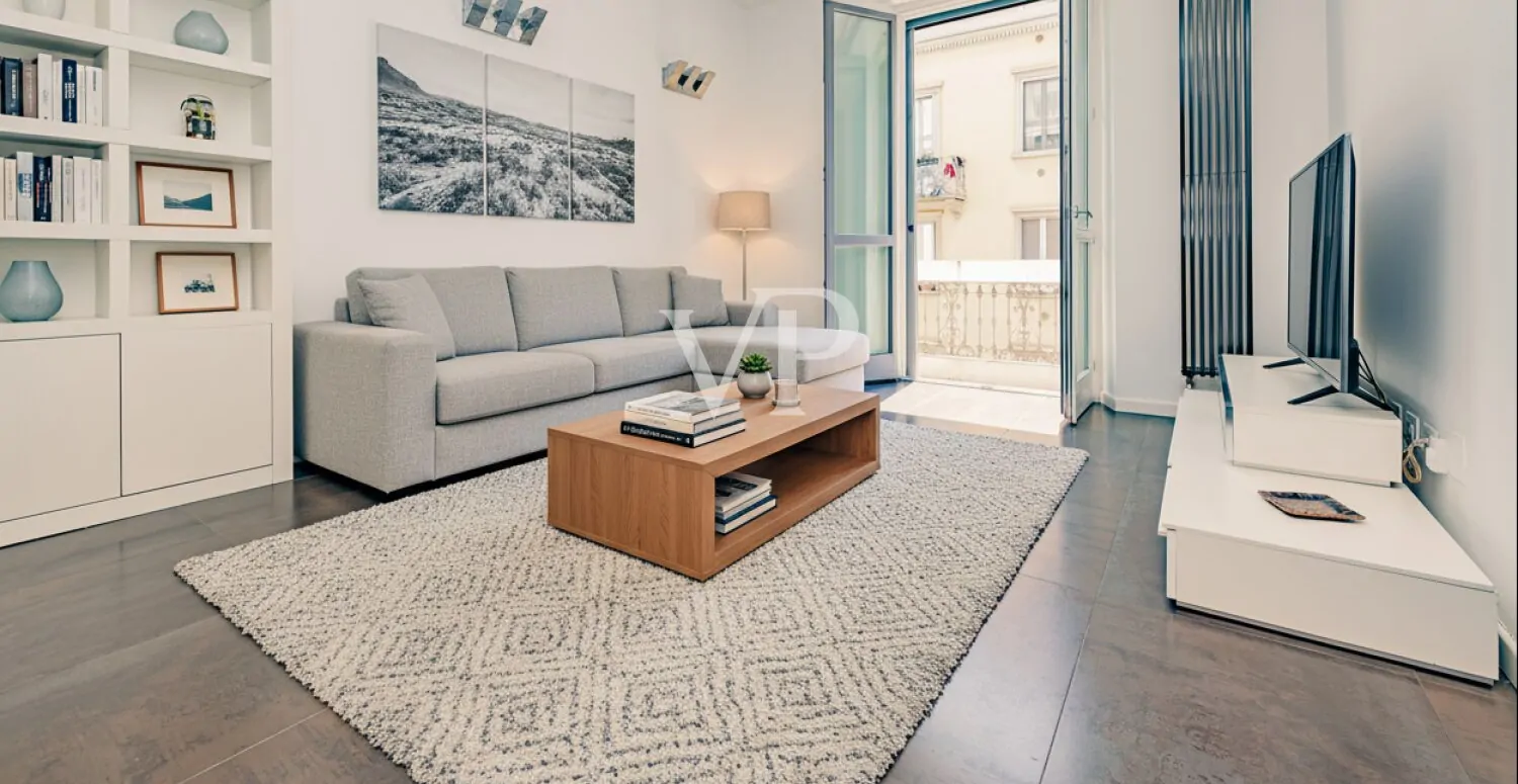 Elegante Vier-Zimmer-Wohnung mit dreifacher Ausrichtung - hohe Etage