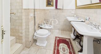 von_poll_real_estate_property_IT252942234_image_17
