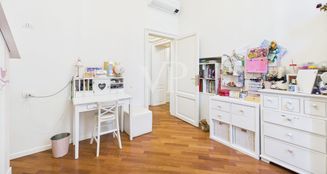 von_poll_real_estate_property_IT252942234_image_24