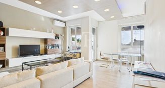 von_poll_real_estate_property_IT252942267_image_0
