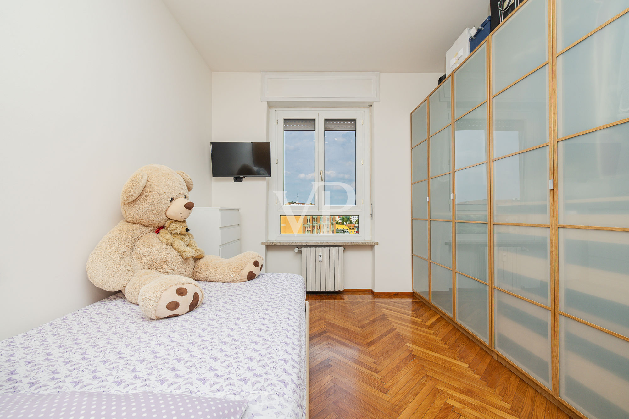 Elegante Vier-Zimmer-Panoramawohnung mit dreifacher Ausrichtung