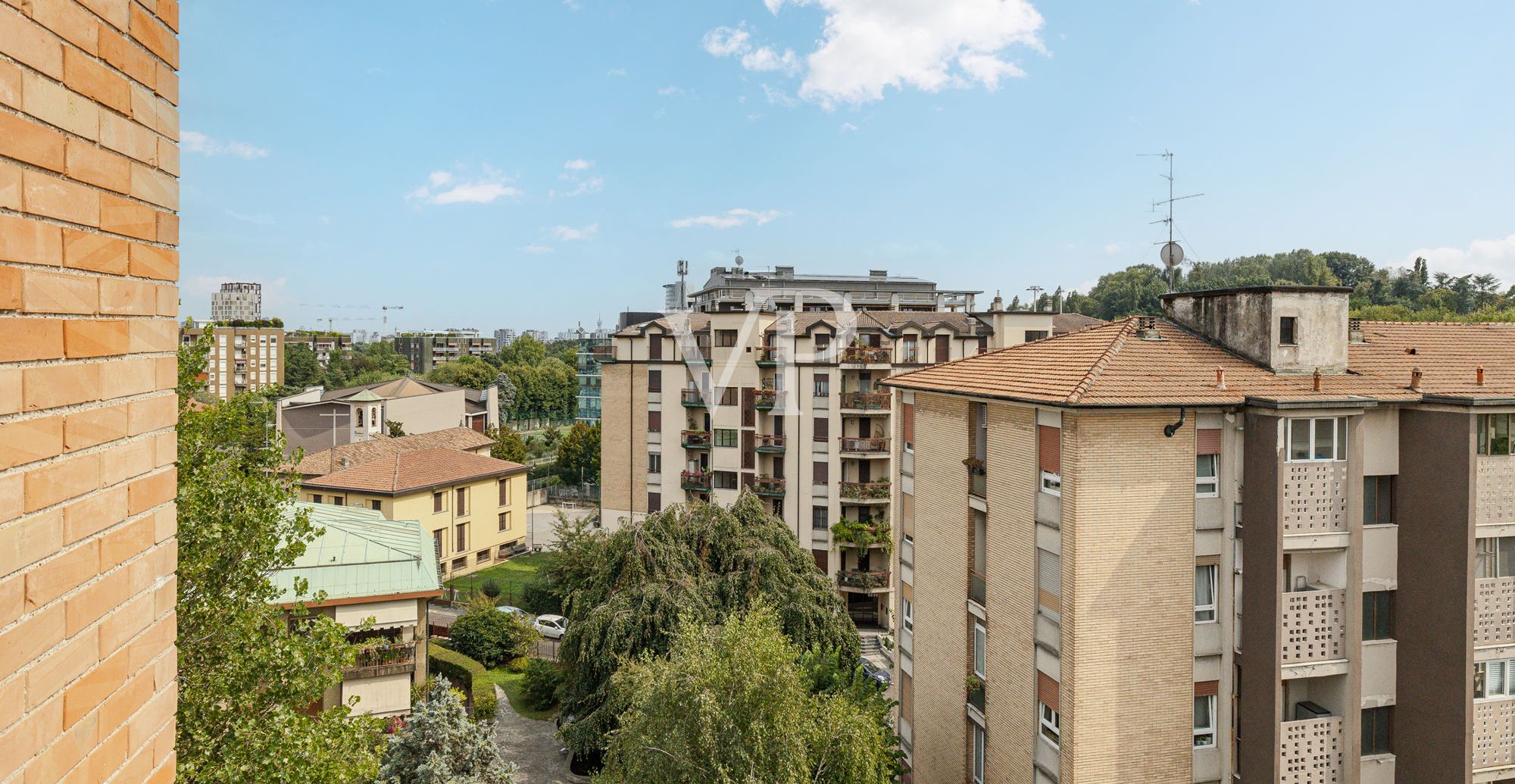 Elegantes renoviertes 150qm Panorama-Penthouse mit dreifacher Ausrichtung in der Via Civenna