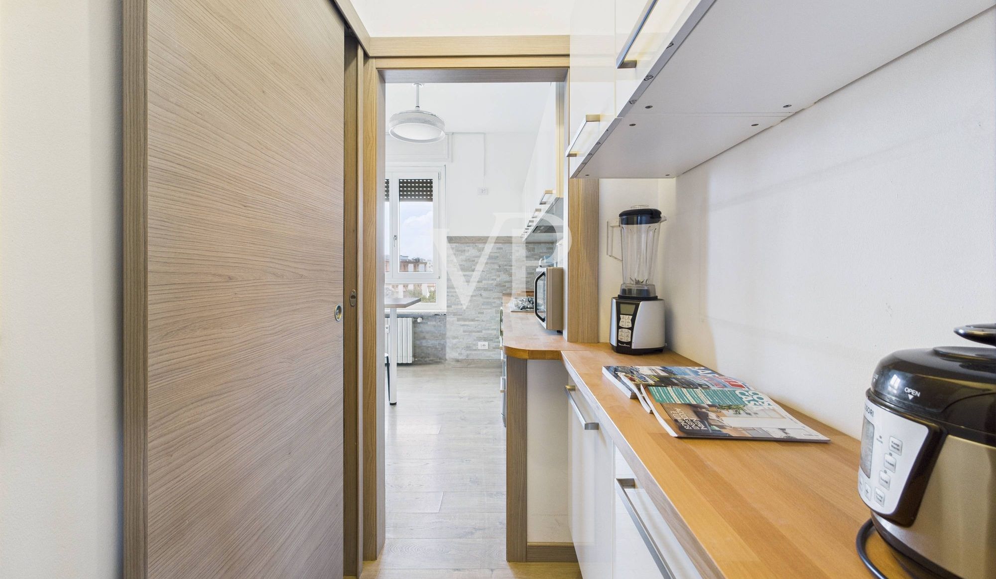 Elegantes renoviertes 150qm Panorama-Penthouse mit dreifacher Ausrichtung in der Via Civenna