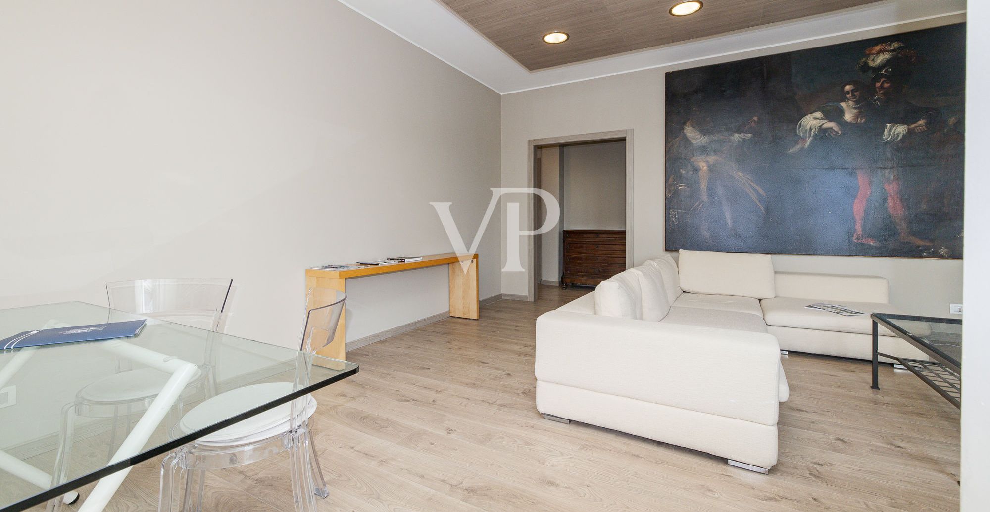 Elegantes renoviertes 150qm Panorama-Penthouse mit dreifacher Ausrichtung in der Via Civenna
