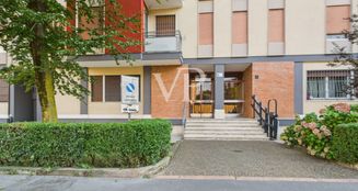 von_poll_real_estate_property_IT252942267_image_56