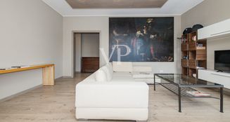 von_poll_real_estate_property_IT252942267_image_6