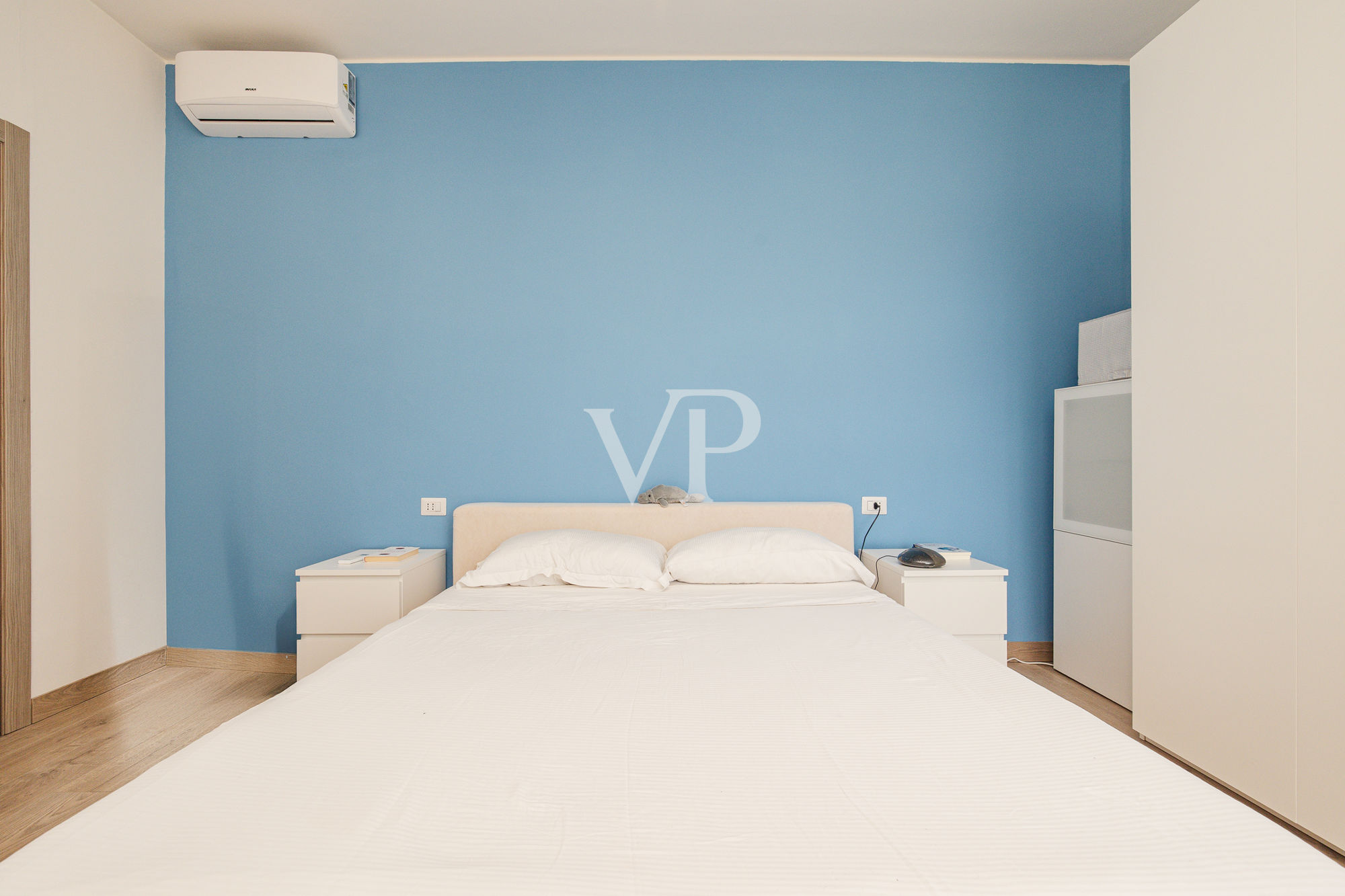 Elegante Vier-Zimmer-Panoramawohnung mit dreifacher Ausrichtung