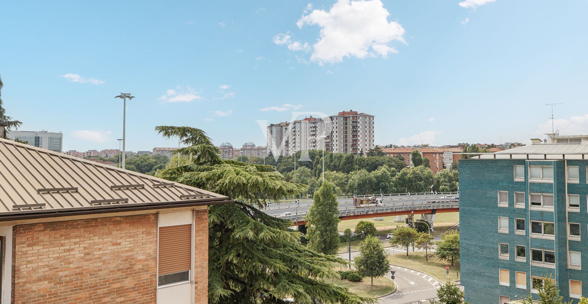 Elegantes renoviertes 150qm Panorama-Penthouse mit dreifacher Ausrichtung in der Via Civenna