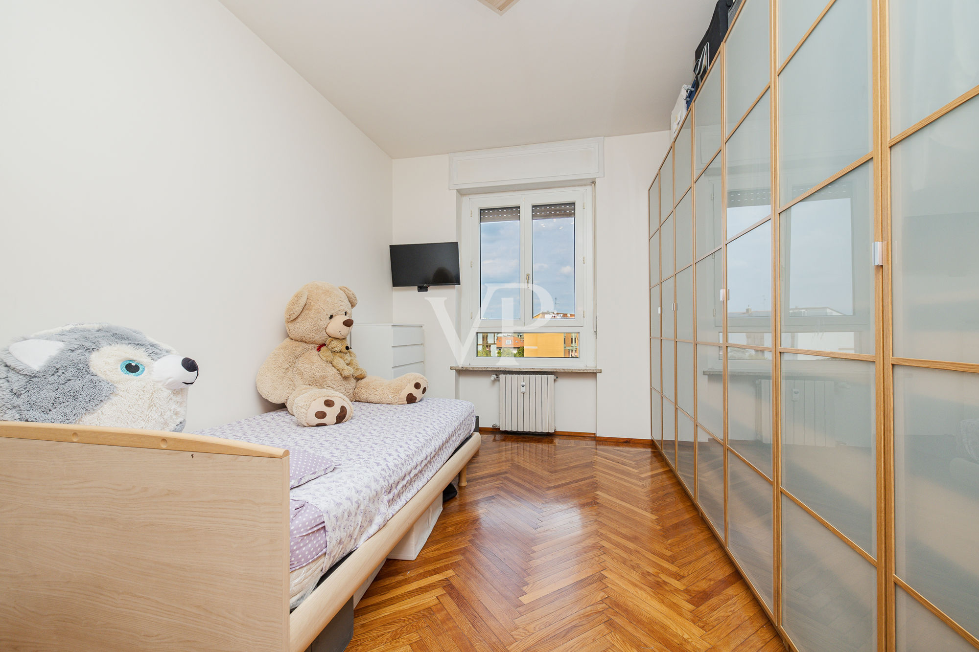 Elegante Vier-Zimmer-Panoramawohnung mit dreifacher Ausrichtung