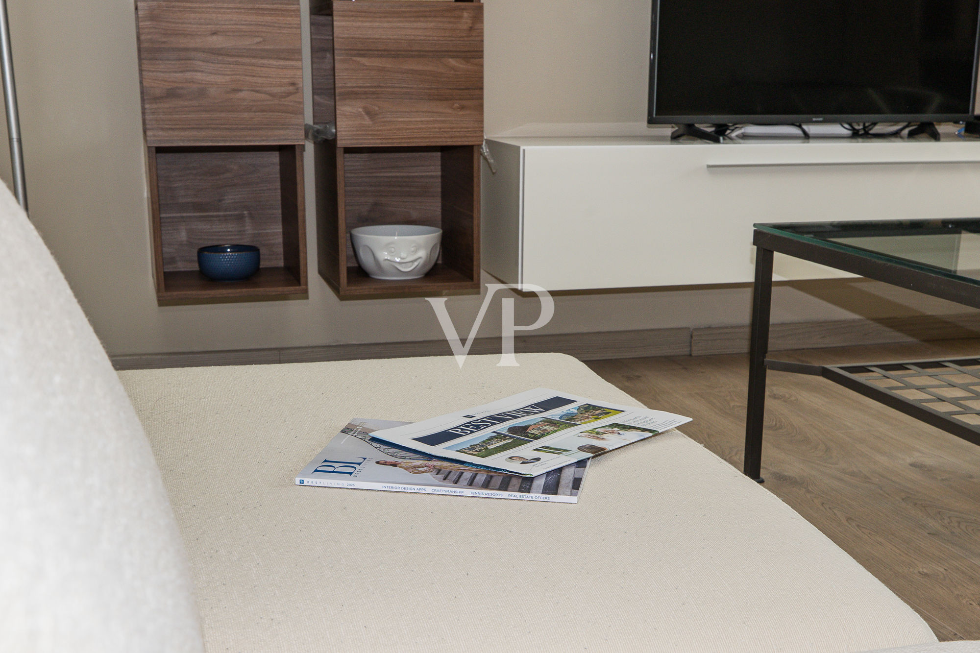 Elegante Vier-Zimmer-Panoramawohnung mit dreifacher Ausrichtung
