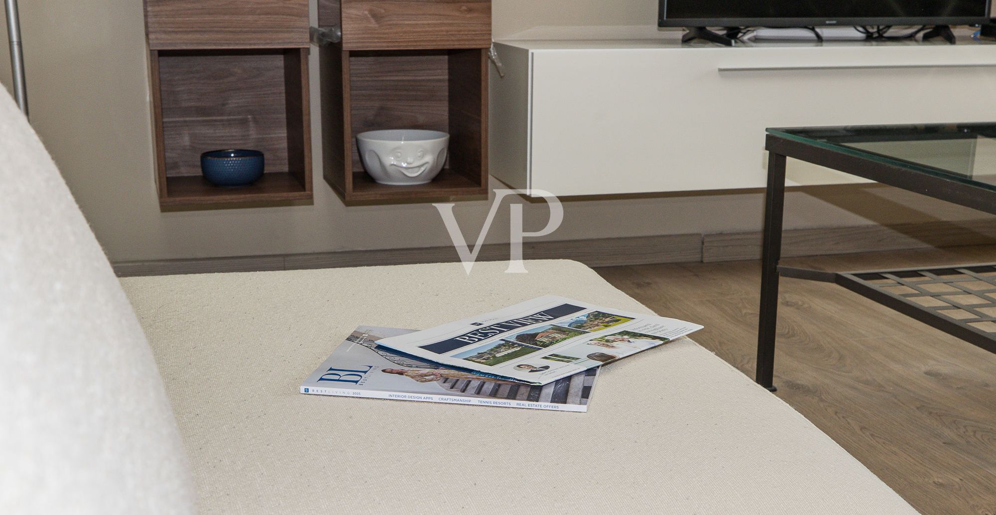 Elegantes renoviertes 150qm Panorama-Penthouse mit dreifacher Ausrichtung in der Via Civenna