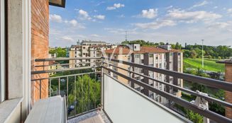 von_poll_real_estate_property_IT252942267_image_11
