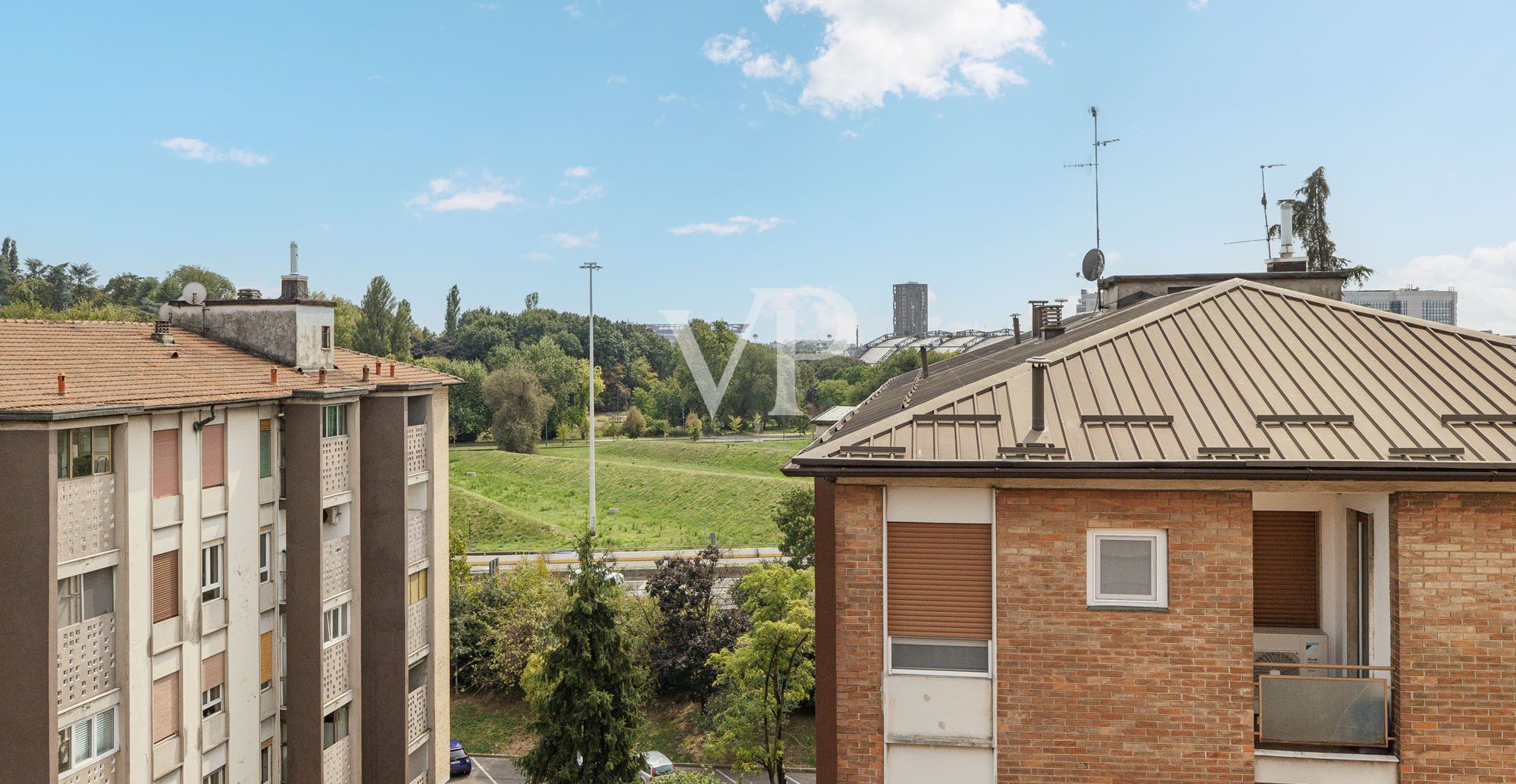 Elegantes renoviertes 150qm Panorama-Penthouse mit dreifacher Ausrichtung in der Via Civenna