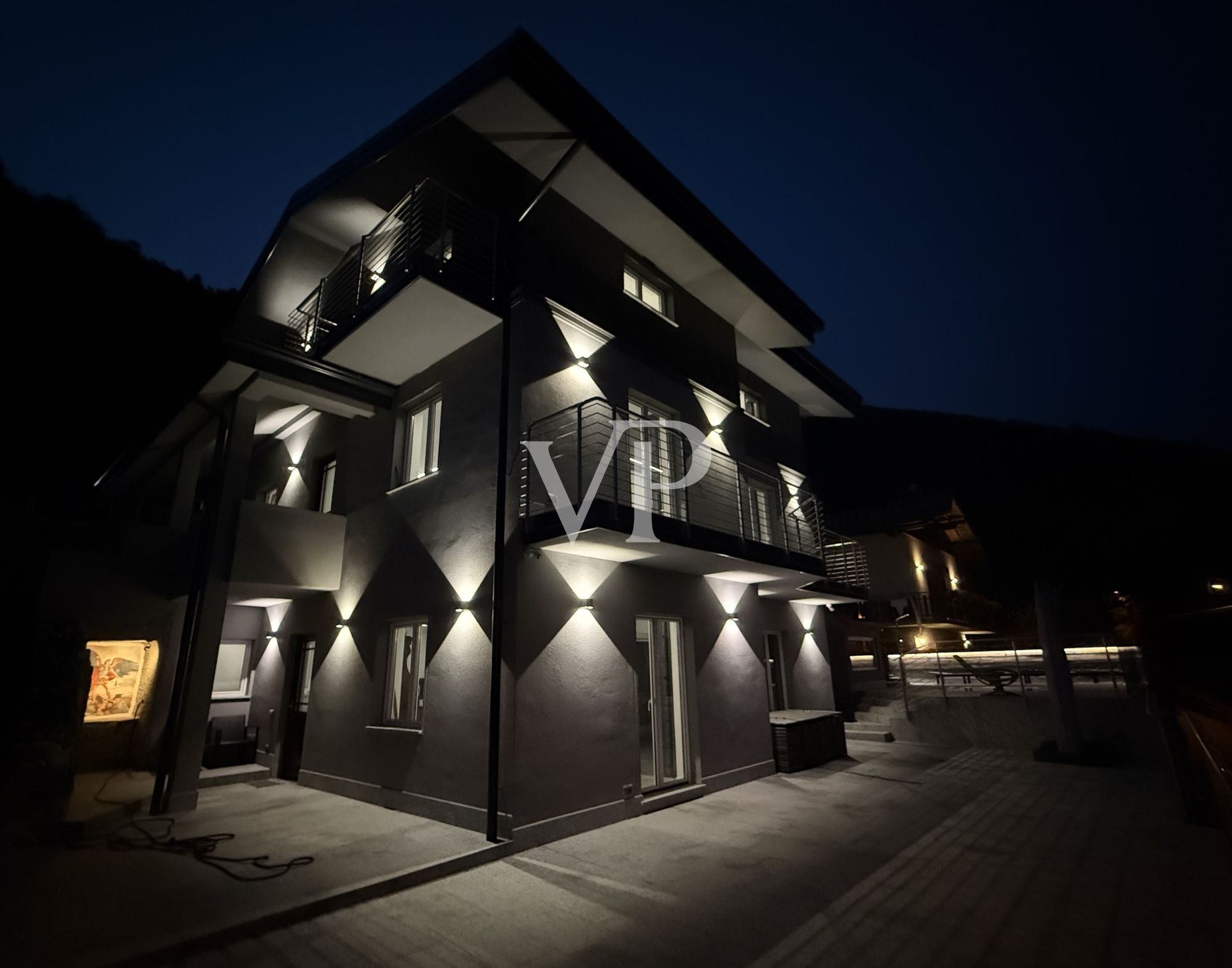 Elegante freistehende Villa in Casargo