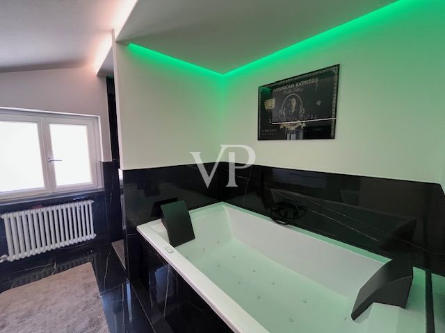 Elegante freistehende Villa in Casargo