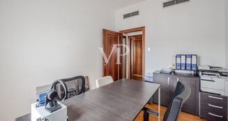von_poll_real_estate_property_IT252942280_image_11