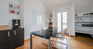 von_poll_real_estate_property_IT252942280_image_1