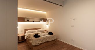 von_poll_real_estate_property_IT252942281_image_10