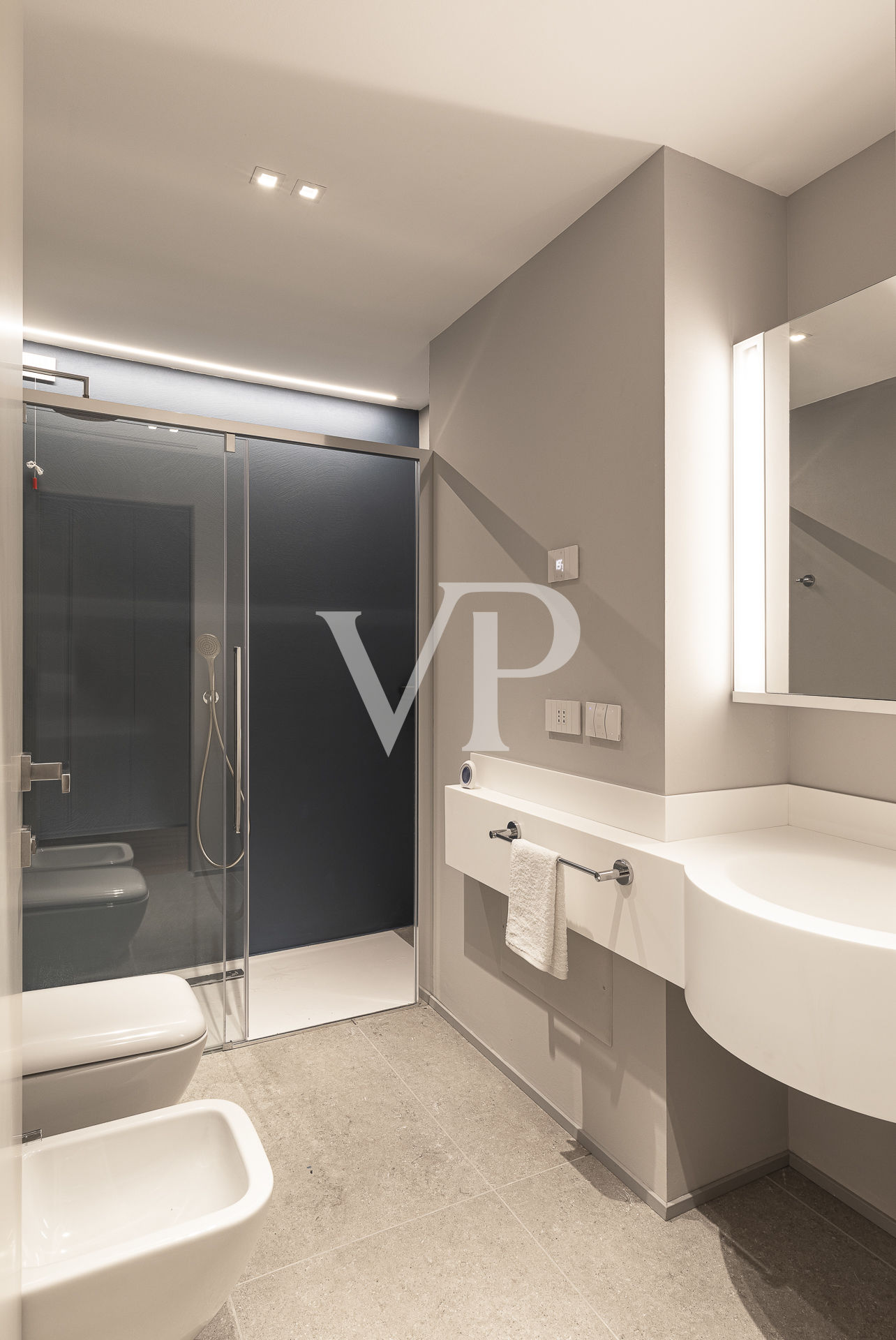 Raffinierte 2-Zimmer-Wohnung im 2. Stock in Torre Milano ex novo 2022