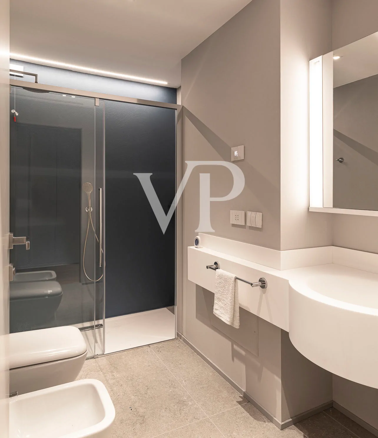 Raffinierte 2-Zimmer-Wohnung im 2. Stock in Torre Milano ex novo 2022