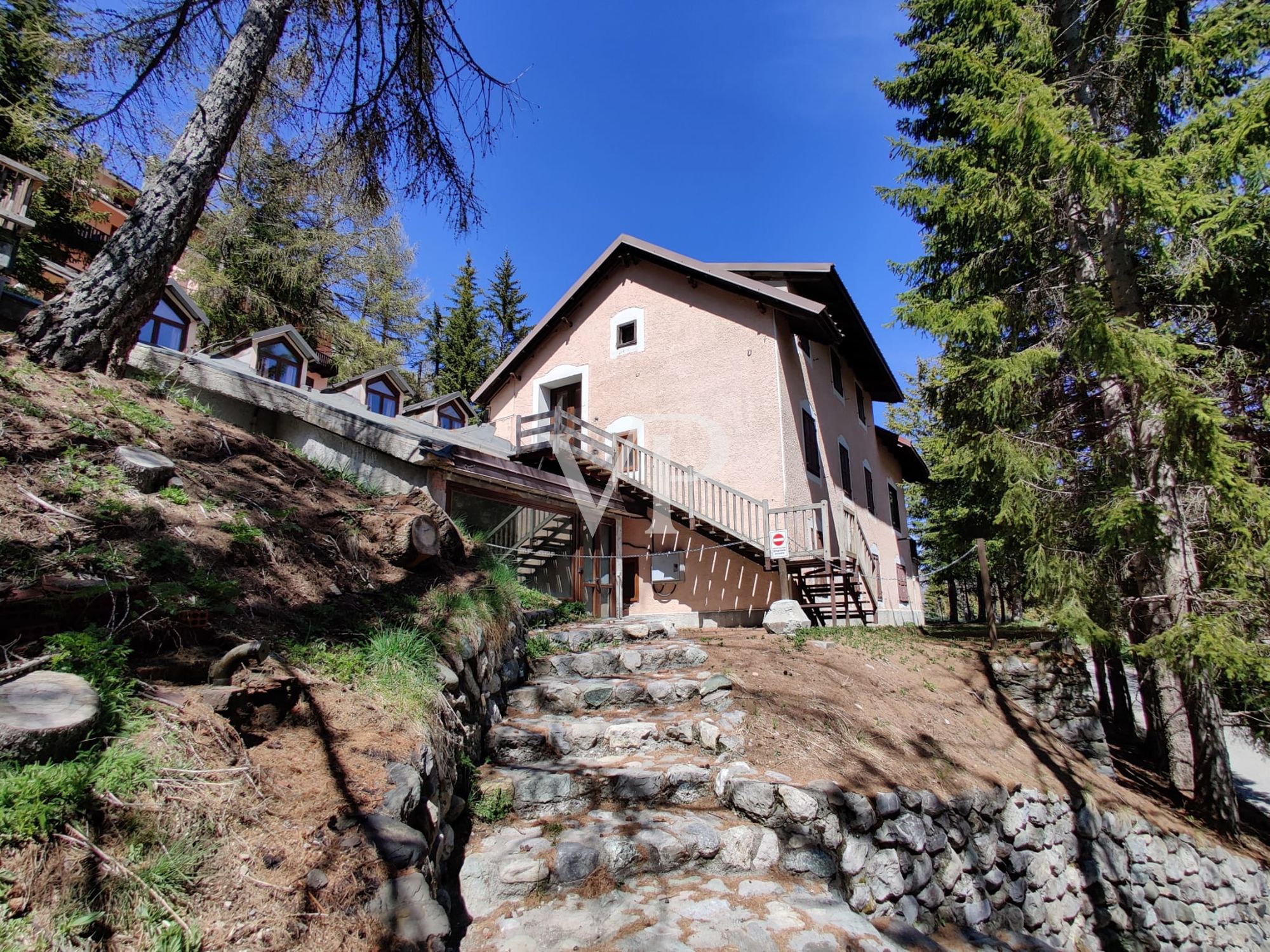 Hotel/Chalet zum Selbstgestalten mit atemberaubender Aussicht
