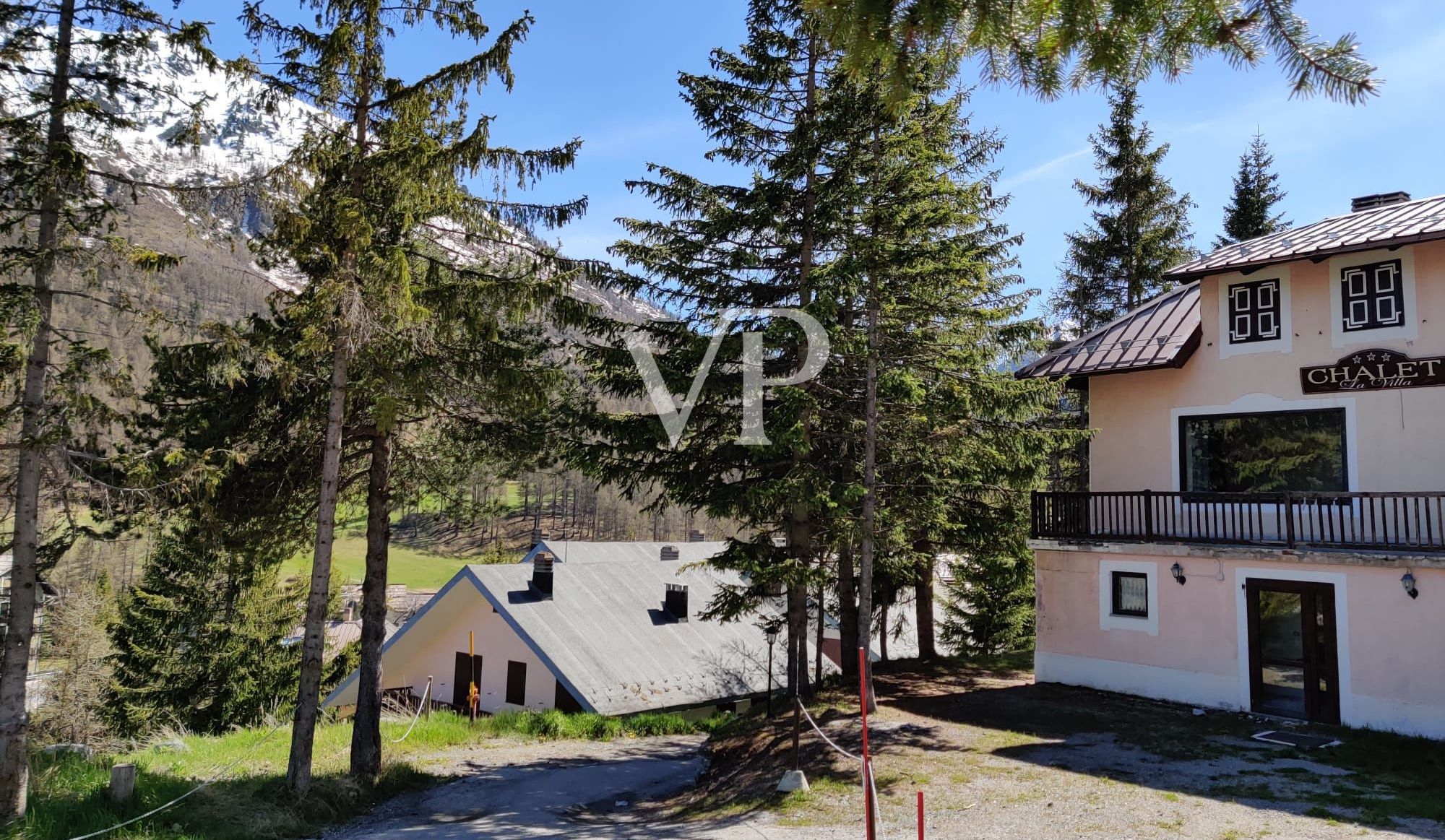 Hotel/Chalet a medida con impresionantes vistas