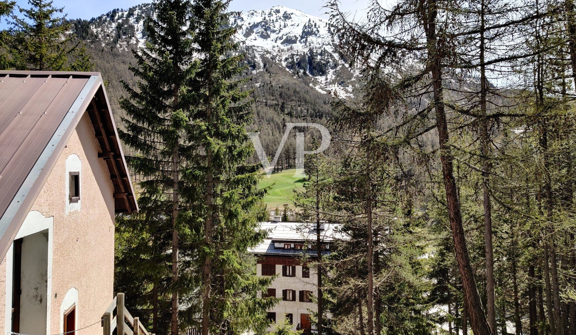 Hotel/Chalet a medida con impresionantes vistas