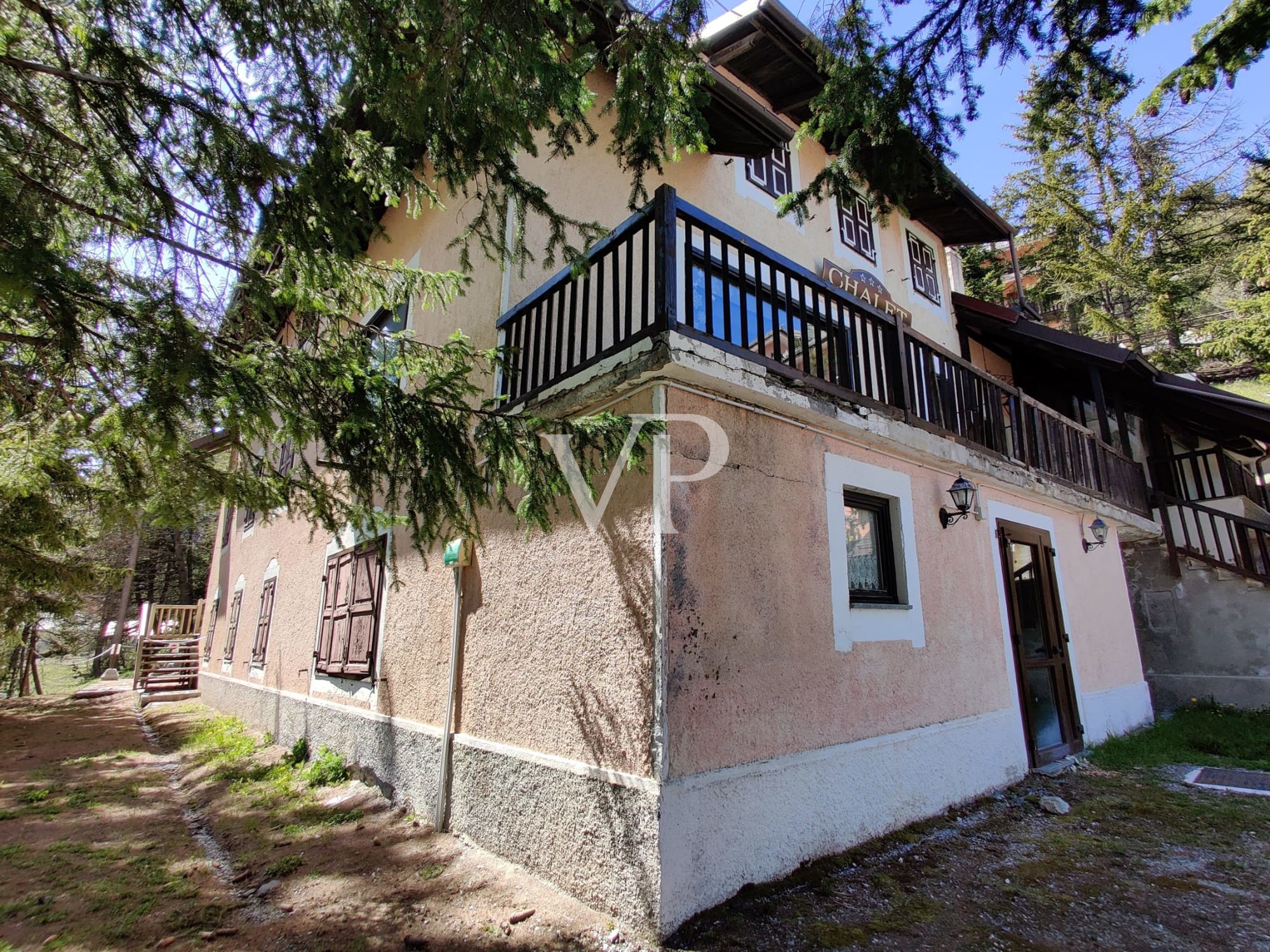 Hotel/Chalet zum Selbstgestalten mit atemberaubender Aussicht
