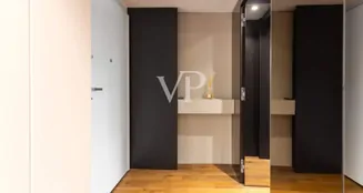 von_poll_real_estate_property_IT252942285_image_16