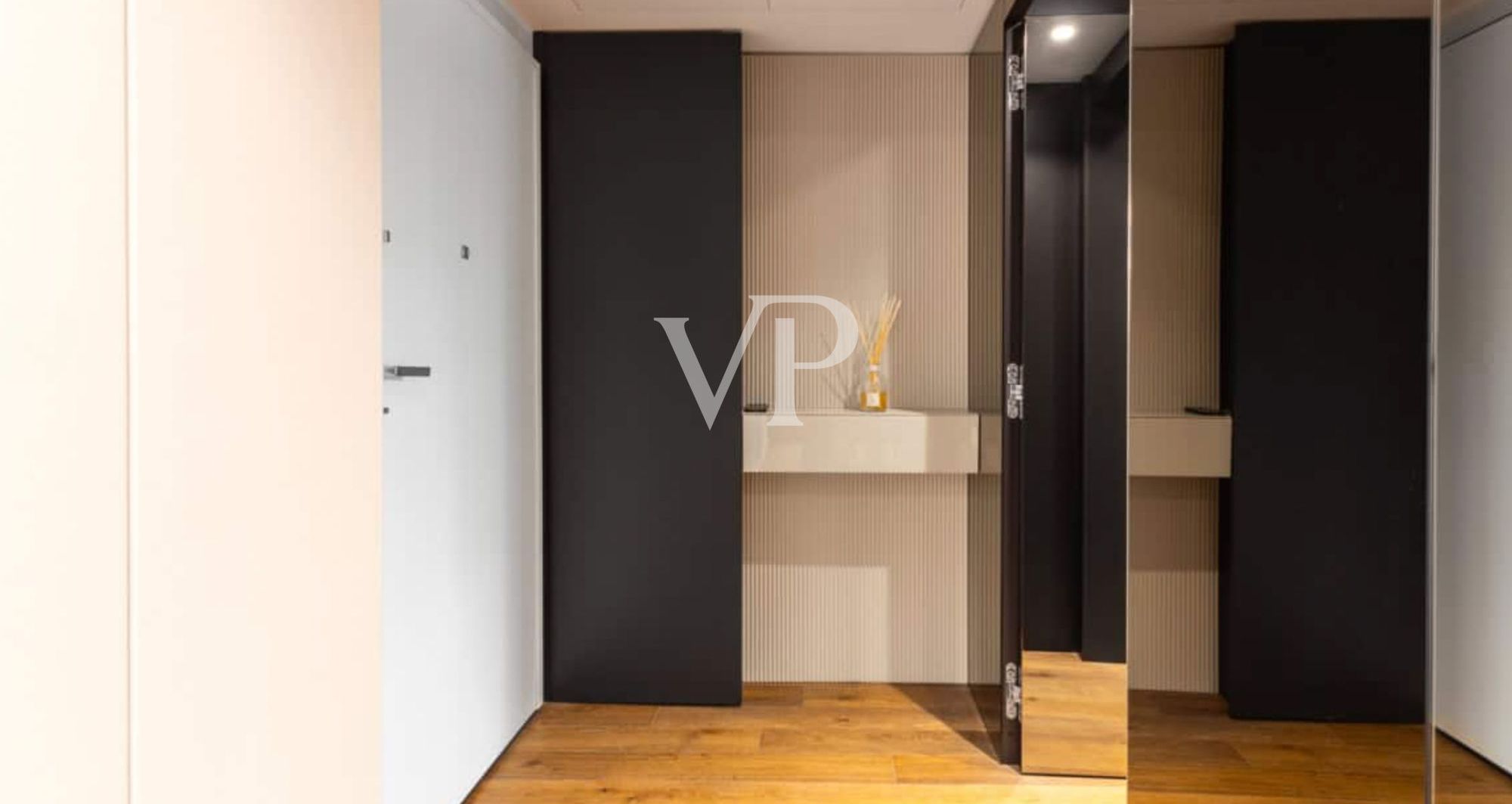 Helle Ein-Zimmer-Wohnung im 3. Stock eines Neubaus