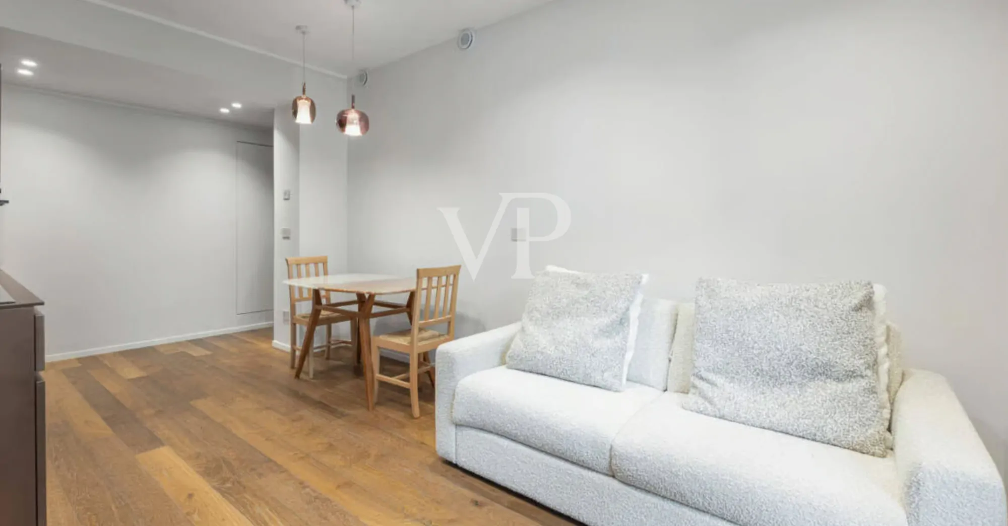 Luminoso bilocale al piano 3 in stabile di nuova costruzione