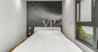 von_poll_real_estate_property_IT252942285_image_12