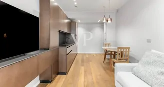 von_poll_real_estate_property_IT252942285_image_6