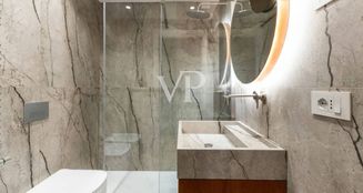 von_poll_real_estate_property_IT252942285_image_15