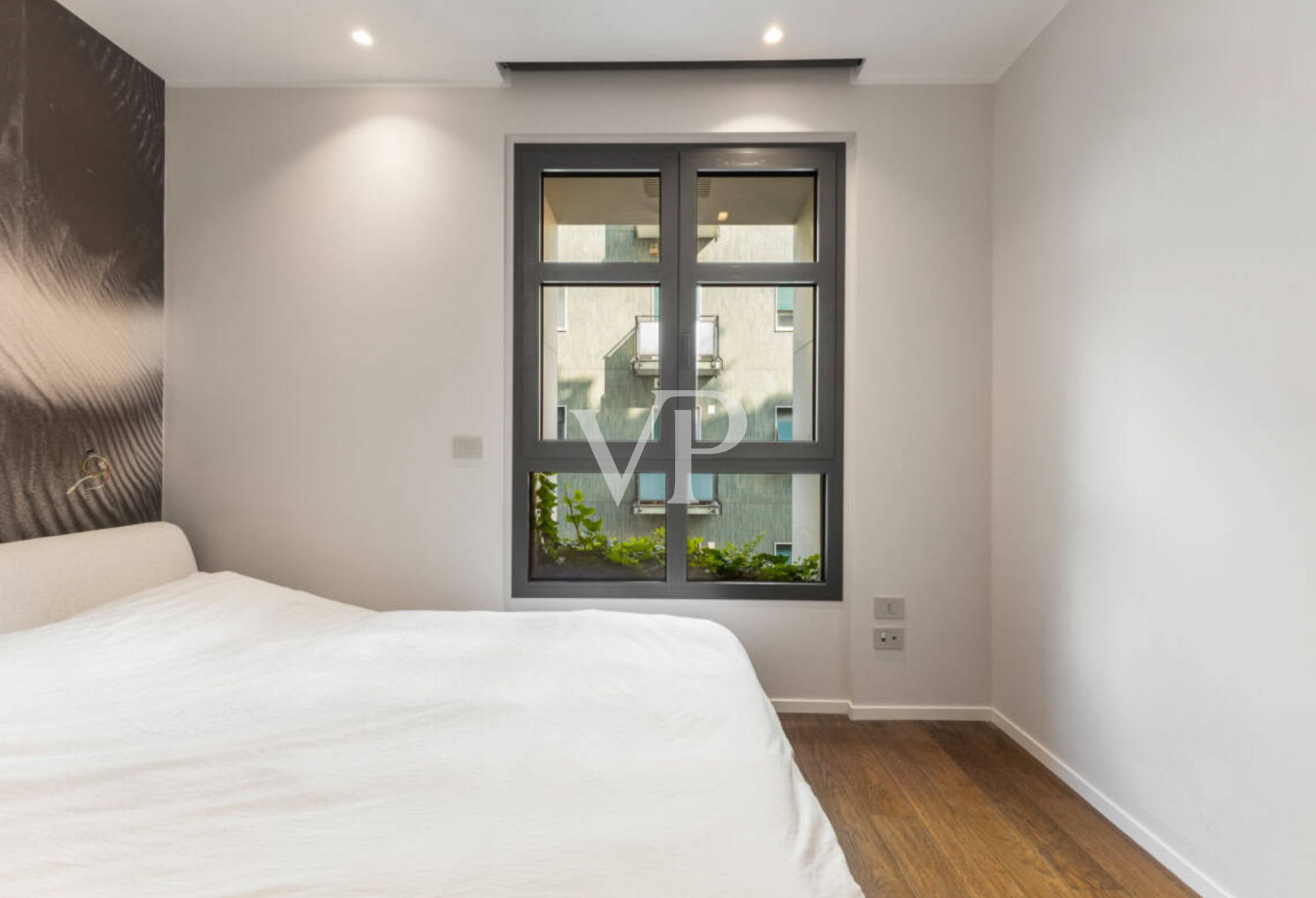 Helle Ein-Zimmer-Wohnung im 3. Stock eines Neubaus