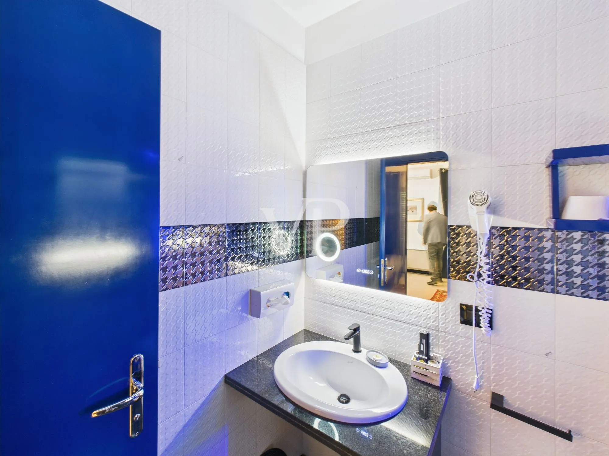 Hotel Villa 400 meters from the sea