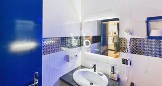 von_poll_real_estate_property_IT252942306_image_114